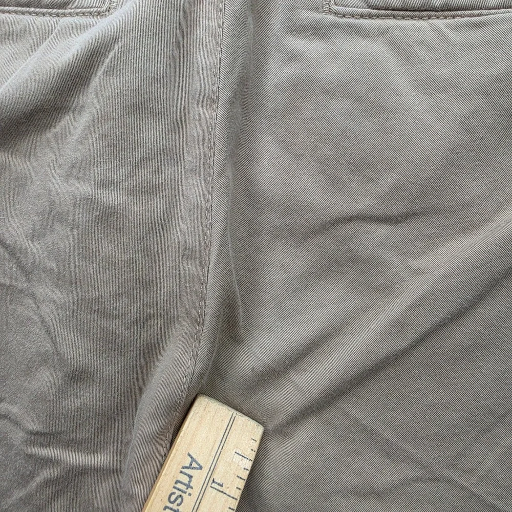 AG Adriano Goldschmied The Griffin Relaxed Shorts Mens 30R Tan Flat Front Preppy